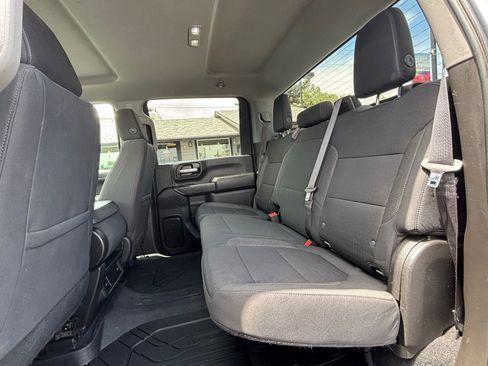 Used 2021 Chevrolet Silverado 2500 LT w/ Fleet Comfort Package AWD/4WD image 19