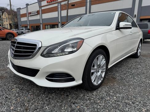 Used 2014 Mercedes-Benz E 350 4MATIC Sedan image 1