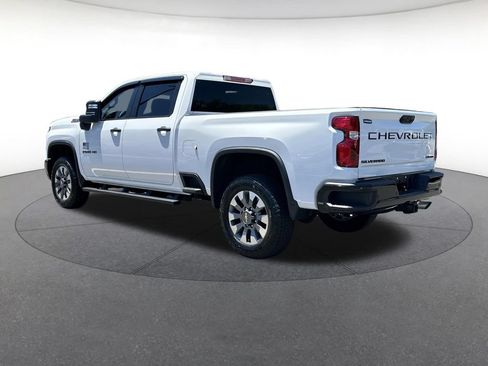 Used 2024 Chevrolet Silverado 2500 Custom w/ Custom Value Package AWD/4WD image 3