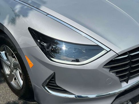 Used 2023 Hyundai Sonata SE FWD image 7
