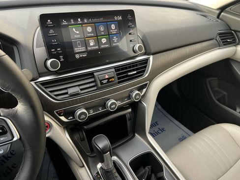Certified 2019 Honda Accord EX-L image 17