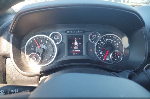 Used 2025 RAM 2500 Big Horn AWD/4WD image 12