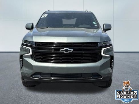 Used 2024 Chevrolet Suburban RST RWD image 5
