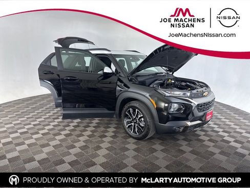 Used 2023 Chevrolet TrailBlazer ACTIV w/ Sun and Liftgate Package image 12