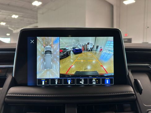 Used 2023 Chevrolet Tahoe Z71 w/ Luxury Package image 29