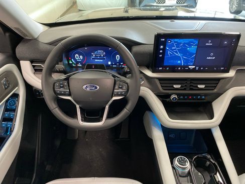 New 2026 Ford Explorer Platinum image 20