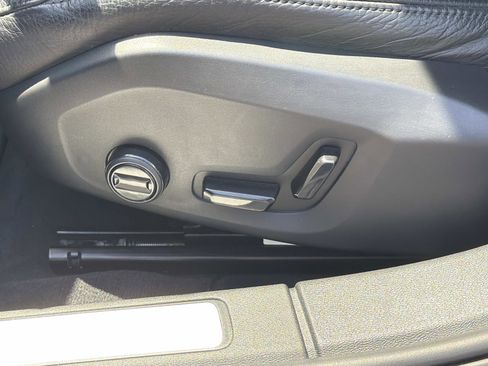Certified 2023 Volvo S60 T8 Plus w/ Climate Package AWD/4WD image 18