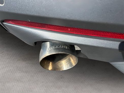 Used 2024 Ford Mustang GT Premium image 6