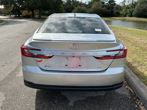 Certified 2025 Toyota Camry LE image 4