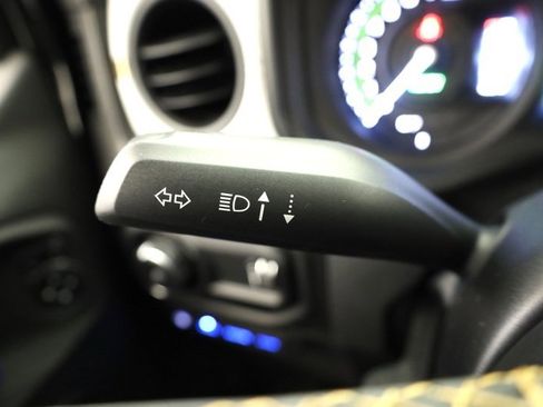 Used 2024 Jeep Wrangler Unlimited image 30