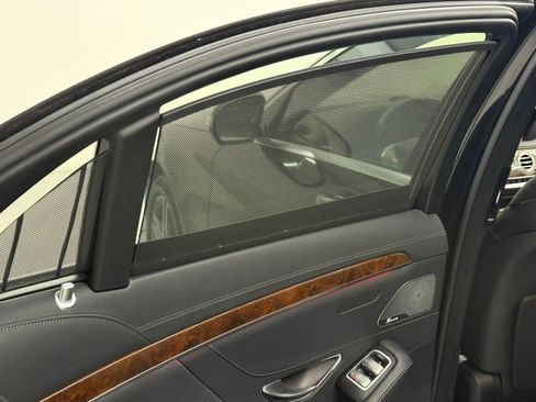 Used 2016 Mercedes-Benz S 550 Sedan image 31