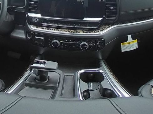 New 2026 Chevrolet Silverado 1500 RST w/ All Star Edition Plus AWD/4WD image 32
