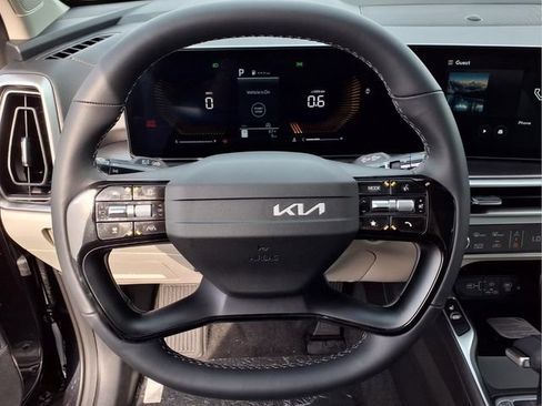 New 2026 Kia Sorento S AWD/4WD image 8