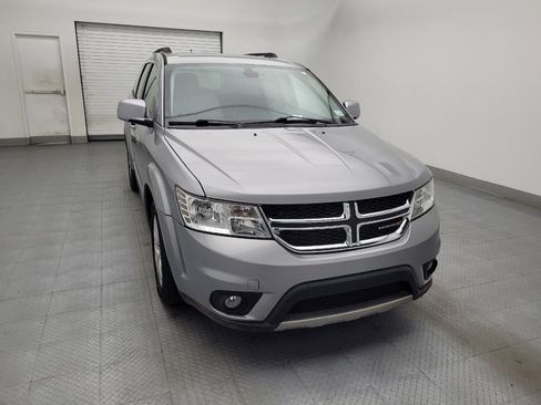Used 2019 Dodge Journey SE FWD image 14