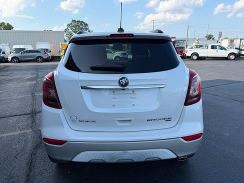 Used 2017 Buick Encore Essence AWD/4WD image 4