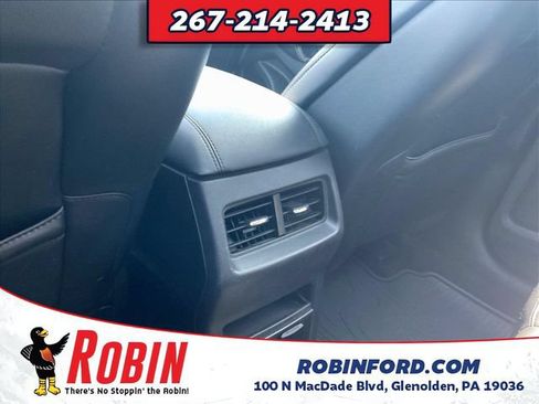Used 2016 Ford Edge SEL w/ Equipment Group 201A AWD/4WD image 12