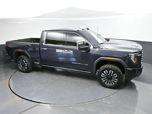 Used 2024 GMC Sierra 2500 Denali Ultimate AWD/4WD image 29