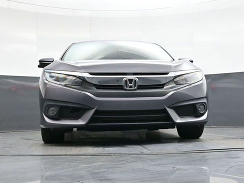 Used 2017 Honda Civic Touring image 32