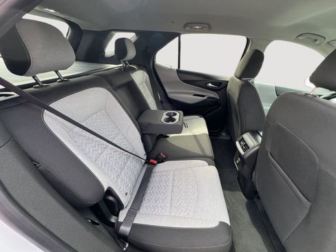Used 2023 Chevrolet Equinox LT w/ Driver Convenience Package image 24