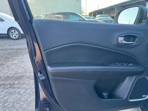 Used 2021 Jeep Compass Latitude w/ Sun and Sound Group image 14