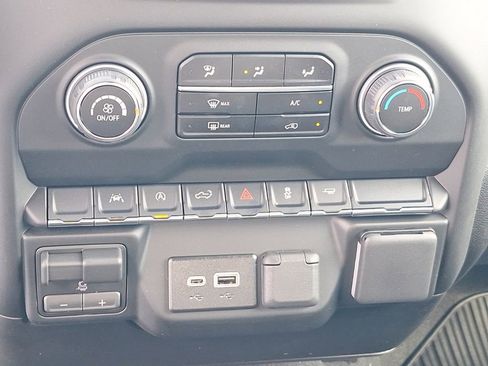 New 2026 Chevrolet Silverado 1500 Custom image 19