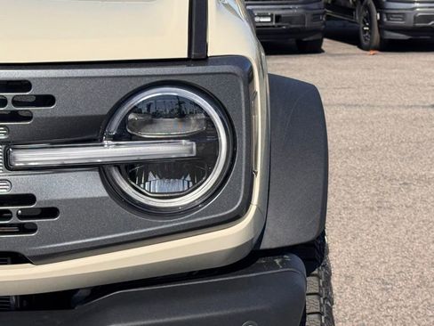New 2026 Ford Bronco Badlands AWD/4WD image 8