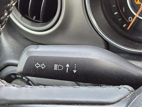 Used 2022 Jeep Gladiator Willys image 15