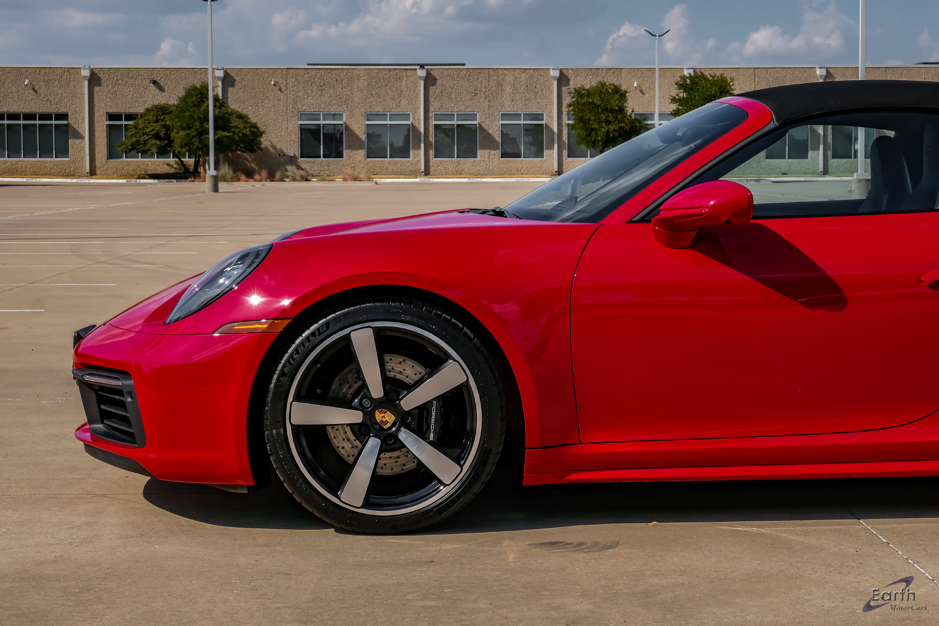 Used 2023 Porsche 911 Targa 4S AWD/4WD image 8