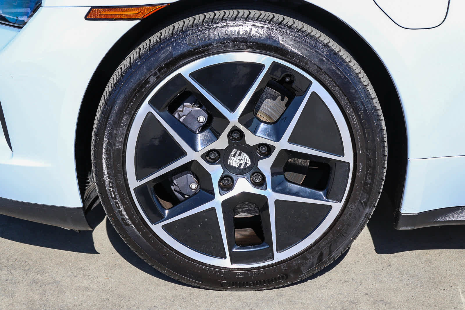 Used 2025 Porsche Taycan RWD image 11