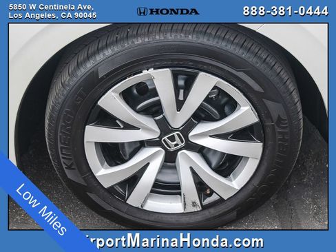 Used 2023 Honda Civic LX image 17