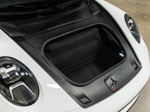 Used 2020 Porsche 911 Carrera 4S AWD/4WD image 67