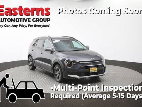 Used 2025 Kia Niro LX FWD image 48