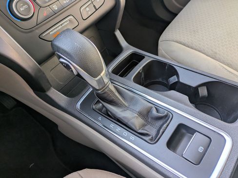 Used 2019 Ford Escape SE AWD/4WD image 25