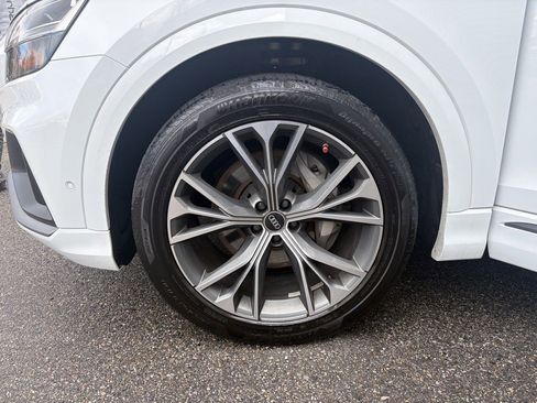 Used 2022 Audi Q8 Premium Plus image 18