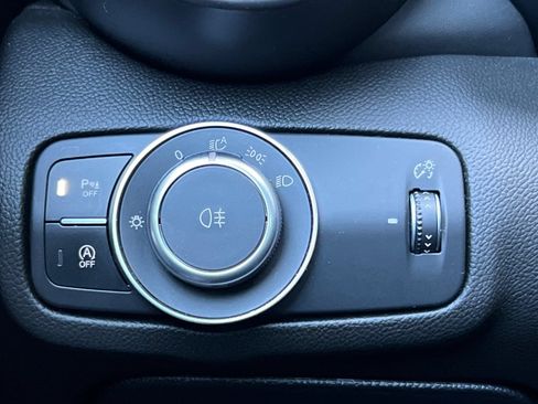 Used 2022 Alfa Romeo Giulia Ti RWD image 42