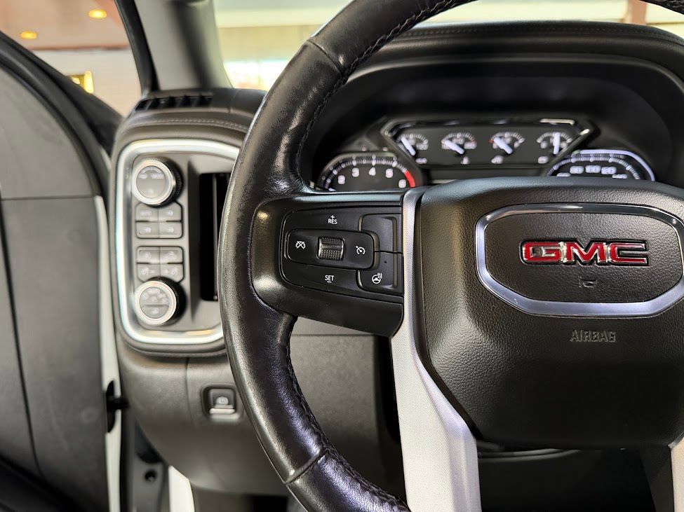 Used 2021 GMC Sierra 1500 SLT AWD/4WD image 22