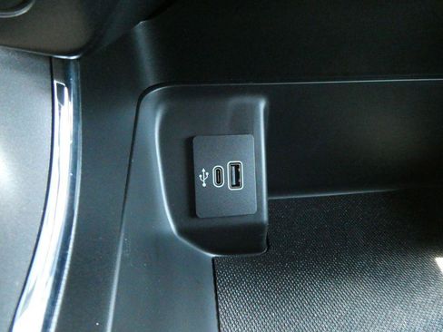 New 2026 Ford F150 XLT w/ XLT Black Appearance Package AWD/4WD image 21