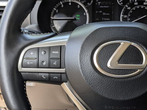 Used 2023 Lexus GX 460 Premium w/ Accessory Package AWD/4WD image 11