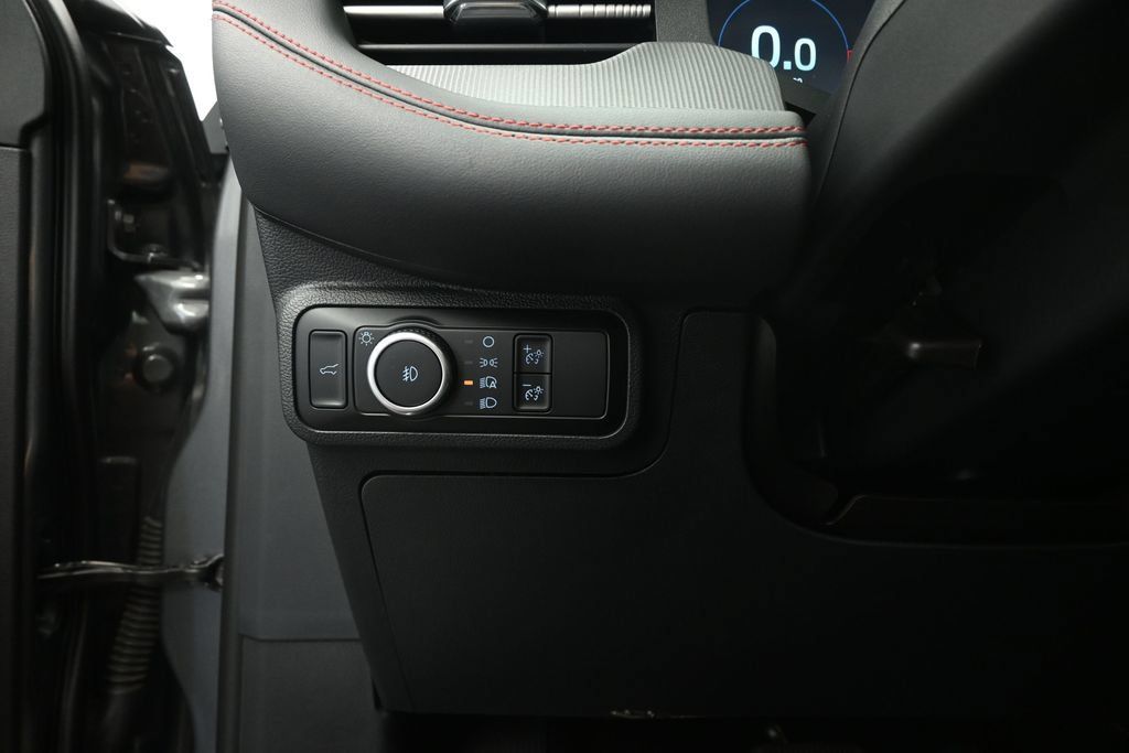 Certified 2026 Ford Explorer ST-Line AWD/4WD image 10