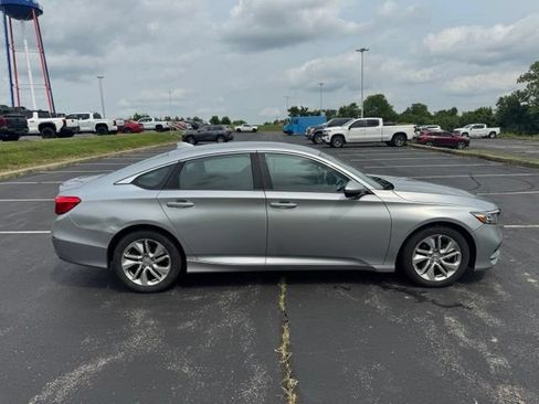 Used 2019 Honda Accord LX image 2