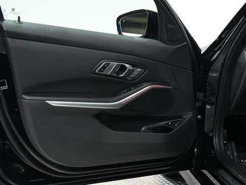 Used 2023 BMW 330e xDrive 330e xDrive image 24