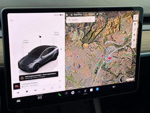 Used 2023 Tesla Model Y Performance AWD/4WD image 23