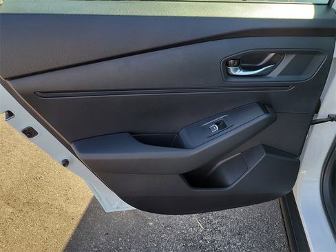 Used 2025 Honda Accord Sport image 9