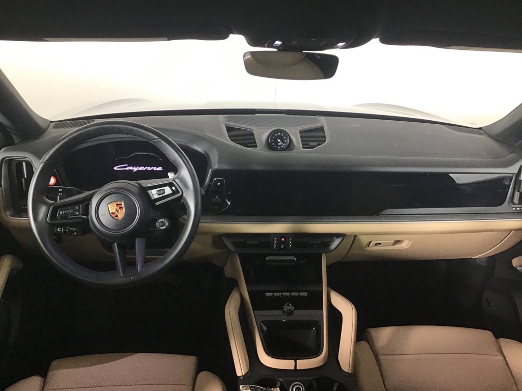 Certified 2026 Porsche Cayenne Coupe AWD/4WD image 23