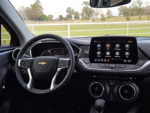 New 2026 Chevrolet Blazer LT image 27