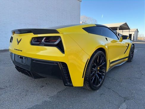 Used 2016 Chevrolet Corvette Stingray Coupe w/ 2LT Preferred Equipment Group image 2