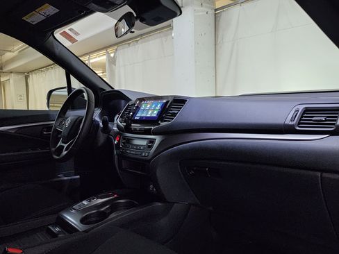 Used 2021 Honda Passport Sport image 22