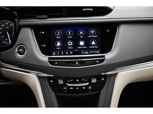 Used 2020 Cadillac XT5 Premium Luxury AWD/4WD image 16