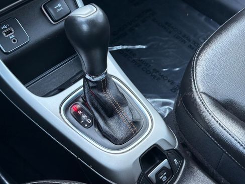 Used 2020 Jeep Compass Latitude image 17