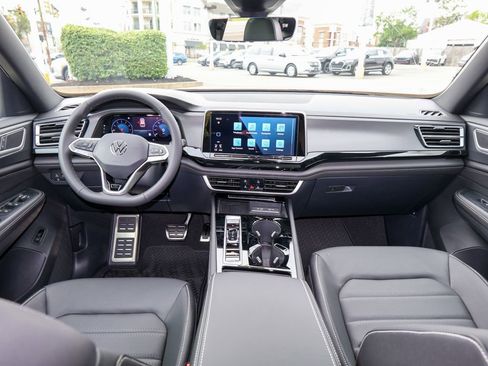 New 2026 Volkswagen Atlas Cross Sport SEL R-Line AWD/4WD image 19